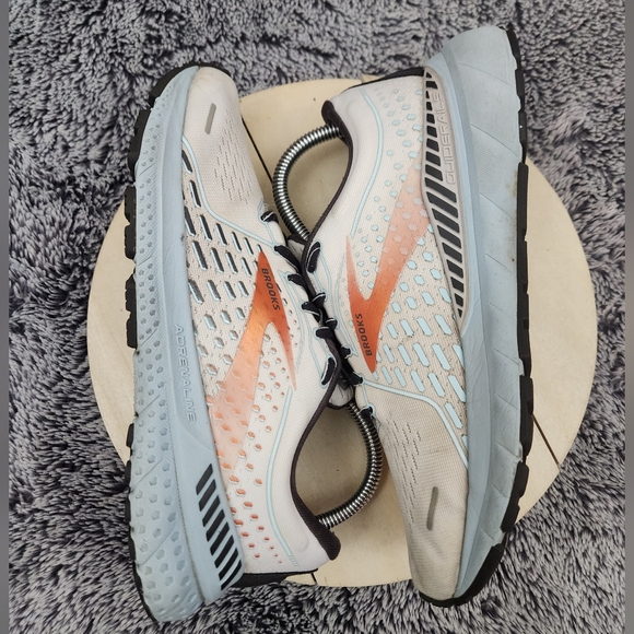 Brooks Adrenaline GTS 21 Running Shoes, White/Blue, Women's Size 8 - Picture 5 of 9